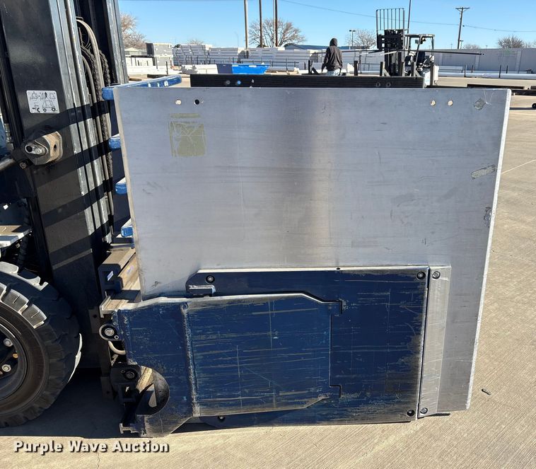 image for item EU4789 2015 Nissan PF50 forklift