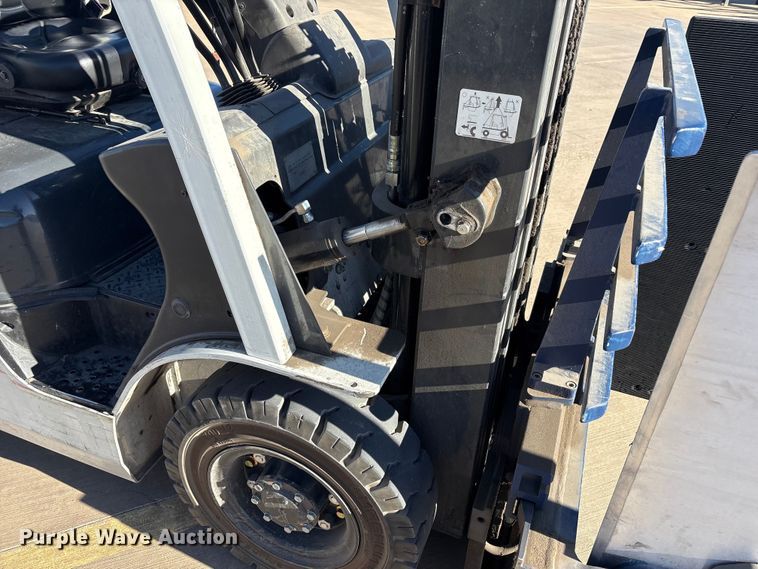 image for item EU4789 2015 Nissan PF50 forklift