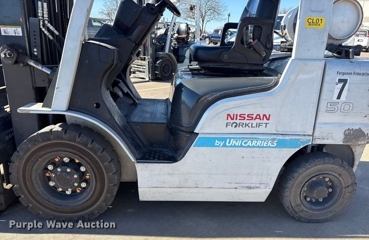 image for item EU4789 2015 Nissan PF50 forklift