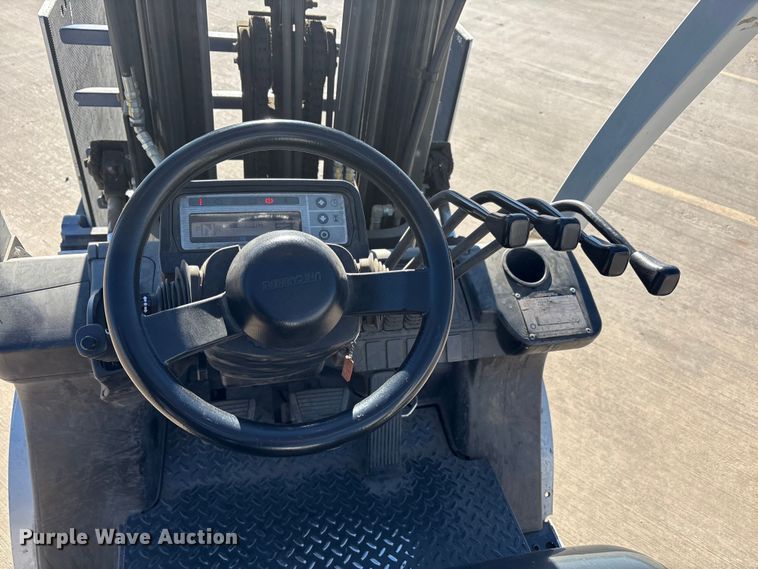 image for item EU4789 2015 Nissan PF50 forklift