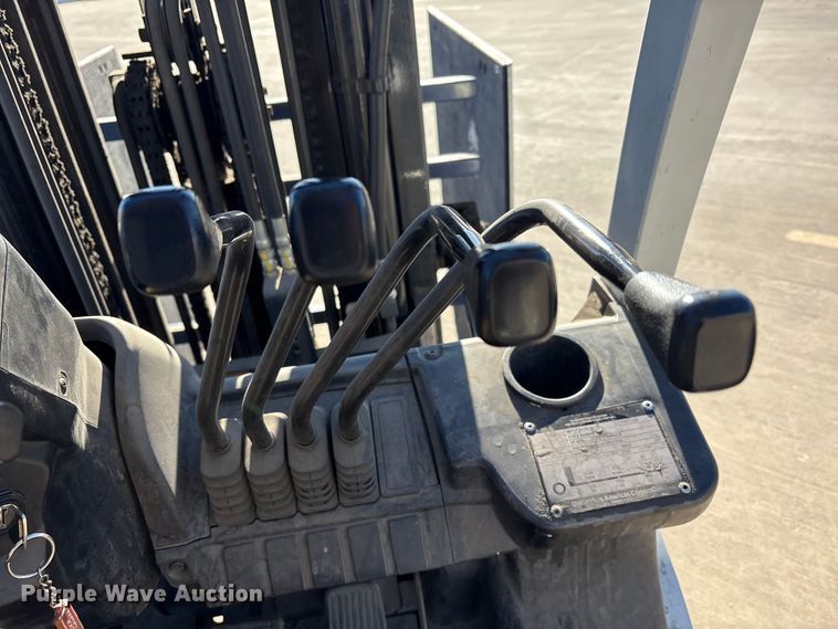 image for item EU4789 2015 Nissan PF50 forklift