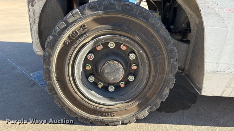 image for item EU4789 2015 Nissan PF50 forklift