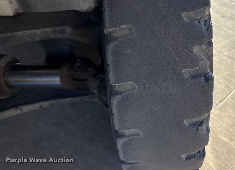 image for item EU4789 2015 Nissan PF50 forklift