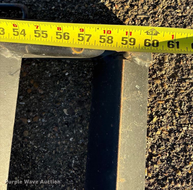 image for item EU4791 2016 TEM  equipment trailer