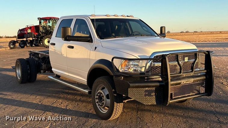 image for item EU4792 2016 RAM 5500HD truck cab and chassis