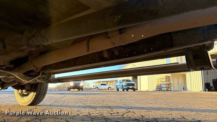 image for item EU4792 2016 RAM 5500HD truck cab and chassis