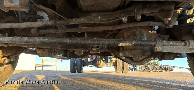 image for item EU4792 2016 RAM 5500HD truck cab and chassis