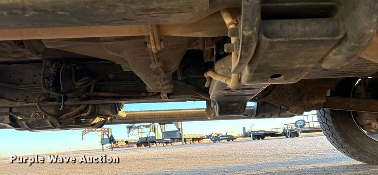 image for item EU4792 2016 RAM 5500HD truck cab and chassis