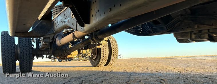 image for item EU4792 2016 RAM 5500HD truck cab and chassis