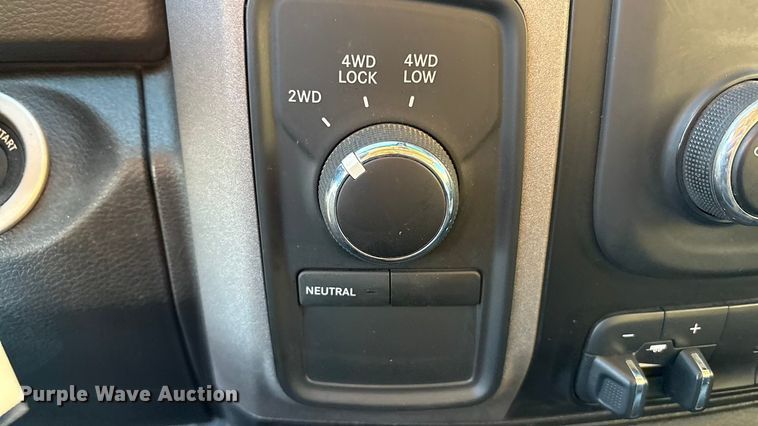 image for item EU4792 2016 RAM 5500HD truck cab and chassis