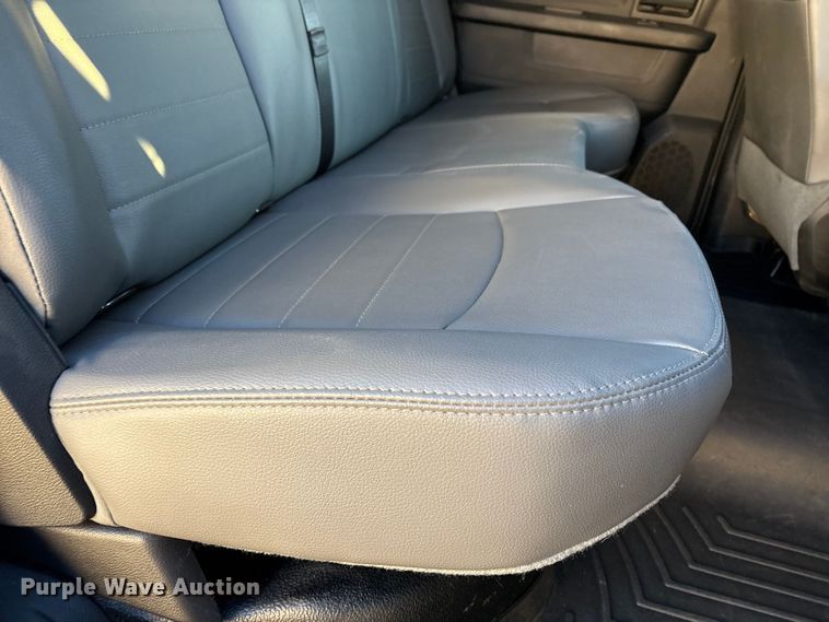 image for item EU4792 2016 RAM 5500HD truck cab and chassis