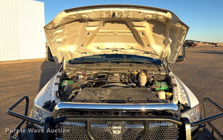 image for item EU4792 2016 RAM 5500HD truck cab and chassis