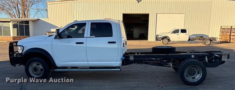 image for item EU4793 2016 RAM 5500HD truck cab and chassis