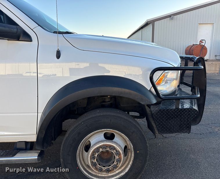 image for item EU4793 2016 RAM 5500HD truck cab and chassis