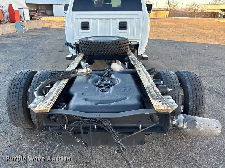 image for item EU4793 2016 RAM 5500HD truck cab and chassis