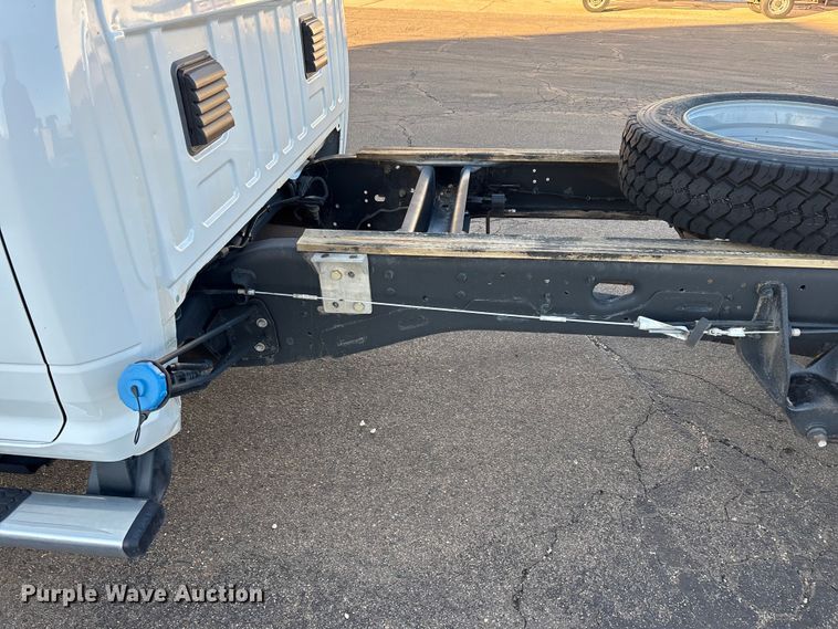 image for item EU4793 2016 RAM 5500HD truck cab and chassis