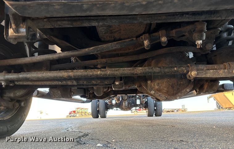 image for item EU4793 2016 RAM 5500HD truck cab and chassis