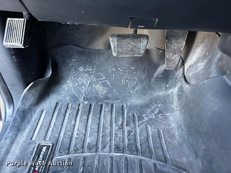 image for item EU4793 2016 RAM 5500HD truck cab and chassis