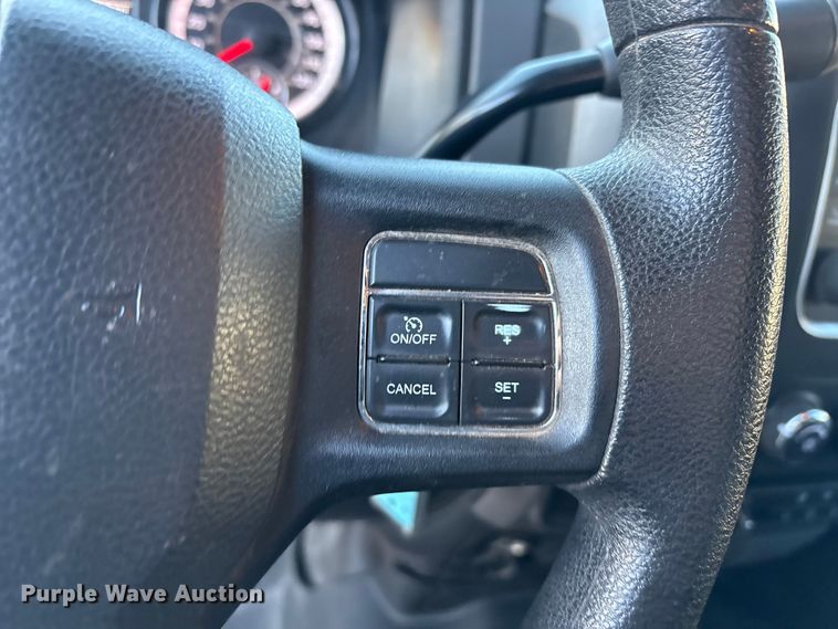 image for item EU4793 2016 RAM 5500HD truck cab and chassis