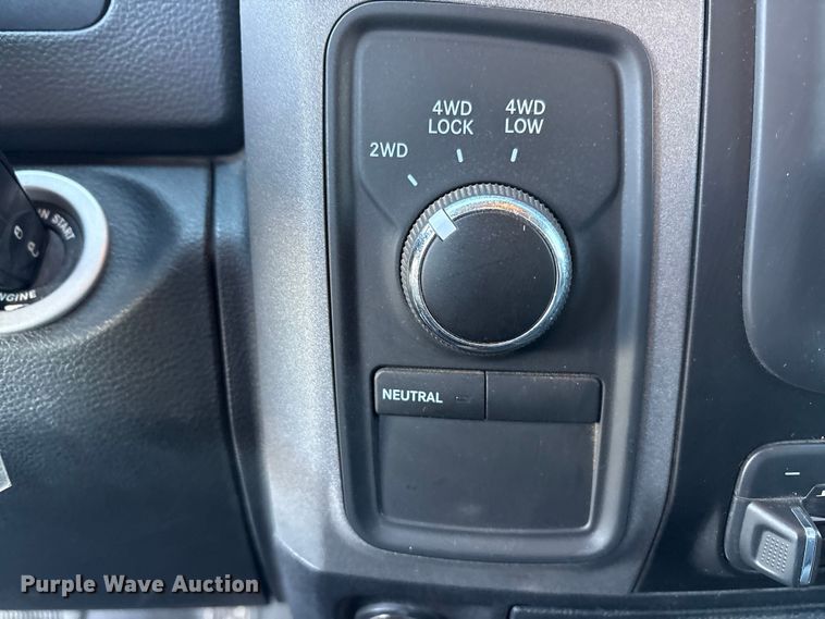 image for item EU4793 2016 RAM 5500HD truck cab and chassis