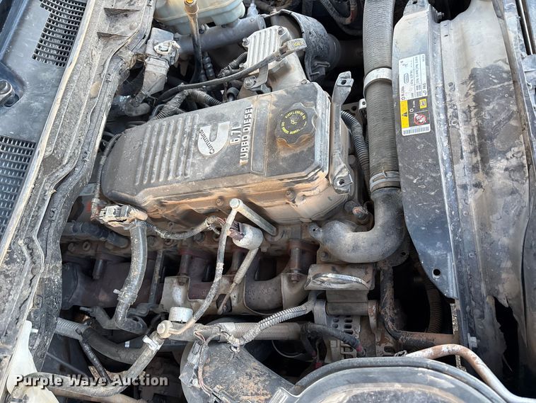 image for item EU4793 2016 RAM 5500HD truck cab and chassis