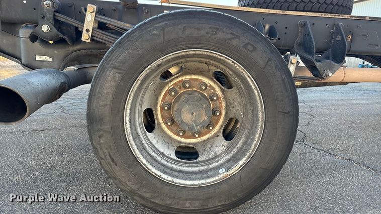 image for item EU4793 2016 RAM 5500HD truck cab and chassis