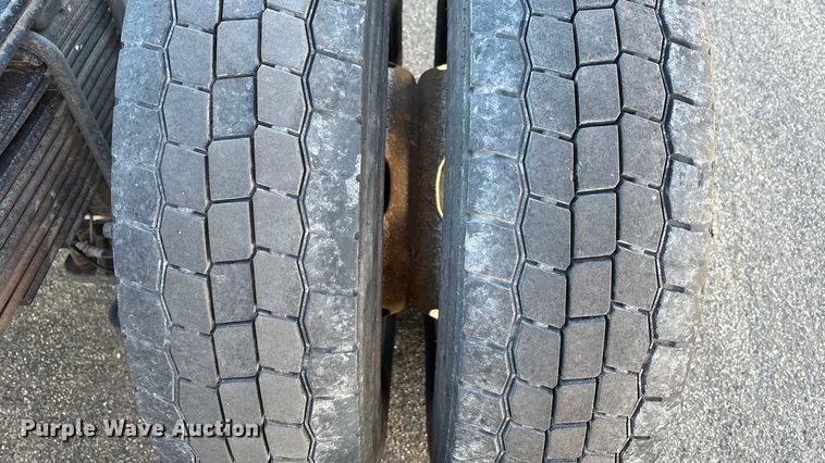 image for item EU4793 2016 RAM 5500HD truck cab and chassis