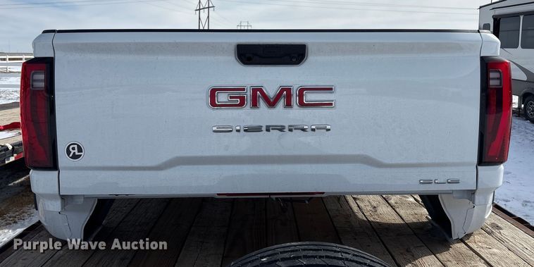 image for item EU4823 GMC Sierra pickup truck bed