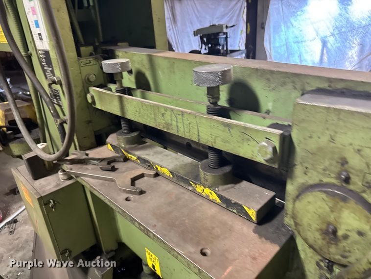 image for item EU6395 HMI 5810-25 iron worker