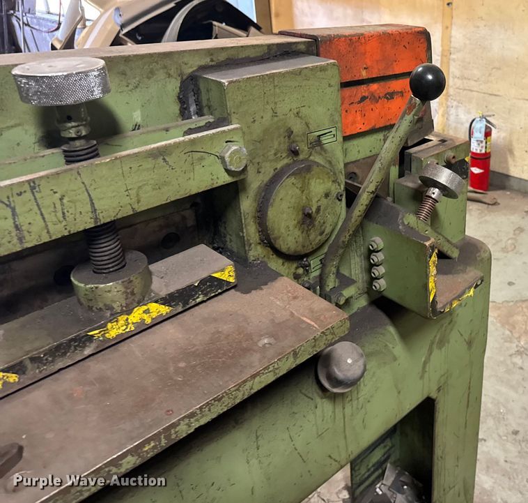 image for item EU6395 HMI 5810-25 iron worker