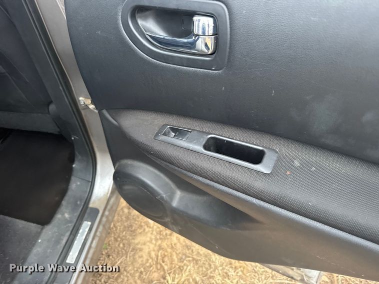 image for item EU6412 2008 Nissan Rogue SUV