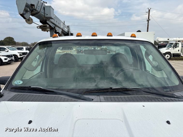 image for item EU7138 2008 Ford F450 Super Duty utility / service truck