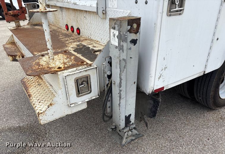 image for item EU7138 2008 Ford F450 Super Duty utility / service truck