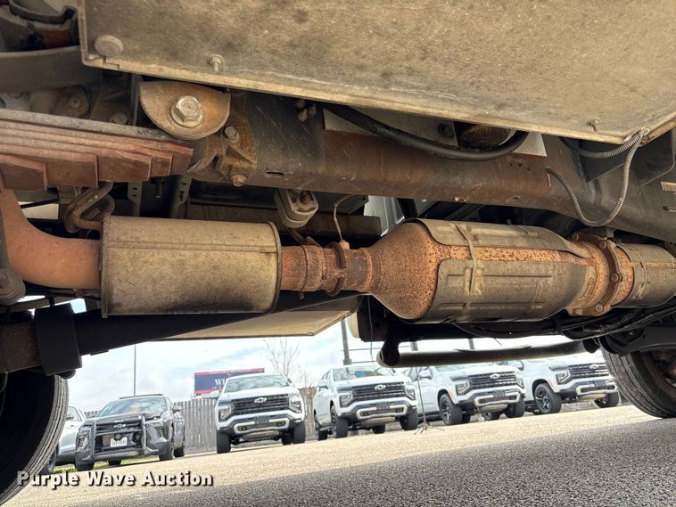 image for item EU7138 2008 Ford F450 Super Duty utility / service truck