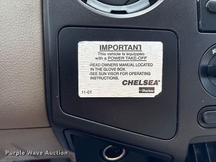 image for item EU7138 2008 Ford F450 Super Duty utility / service truck