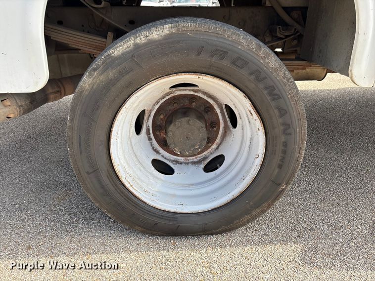 image for item EU7138 2008 Ford F450 Super Duty utility / service truck