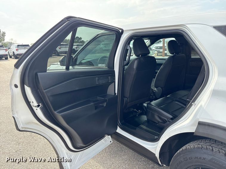 image for item EU7140 2021 Ford Explorer Police Interceptor SUV
