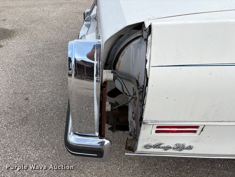 image for item EU7142 1976 Oldsmobile Ninety Eight Regency 