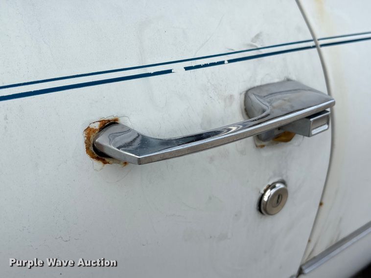 image for item EU7142 1976 Oldsmobile Ninety Eight Regency 