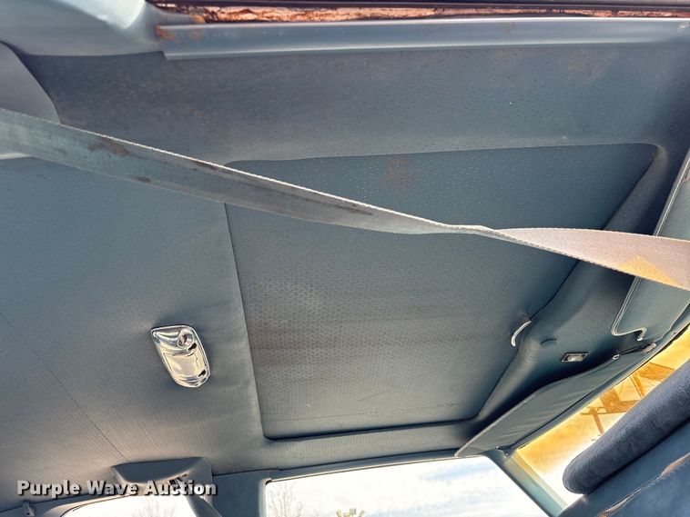 image for item EU7142 1976 Oldsmobile Ninety Eight Regency 