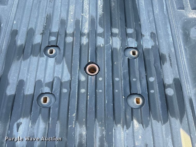 image for item EU7329 2022 Chevrolet Silverado 3500HD Crew Cab pickup truck