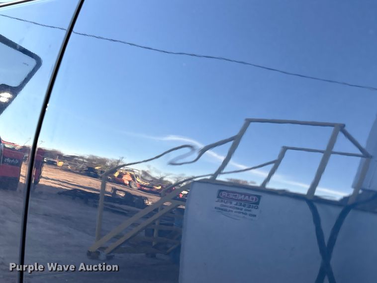 image for item EU7329 2022 Chevrolet Silverado 3500HD Crew Cab pickup truck