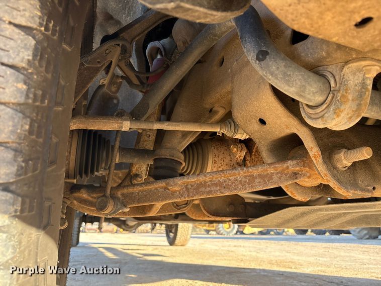 image for item EU7329 2022 Chevrolet Silverado 3500HD Crew Cab pickup truck