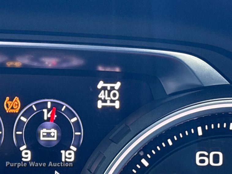 image for item EU7329 2022 Chevrolet Silverado 3500HD Crew Cab pickup truck