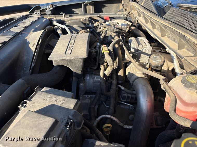 image for item EU7329 2022 Chevrolet Silverado 3500HD Crew Cab pickup truck