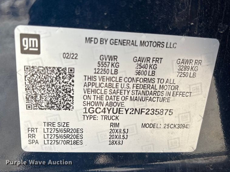 image for item EU7329 2022 Chevrolet Silverado 3500HD Crew Cab pickup truck