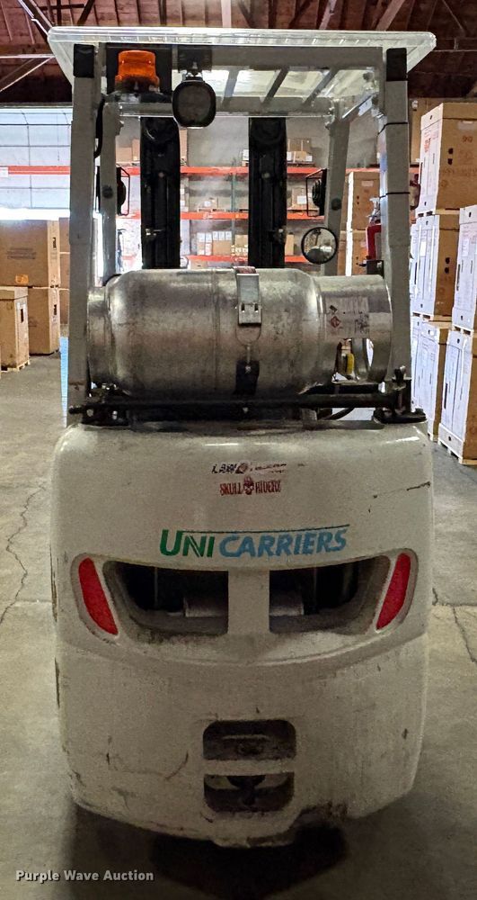 image for item EU8577 2017 UniCarriers CFS40 forklift