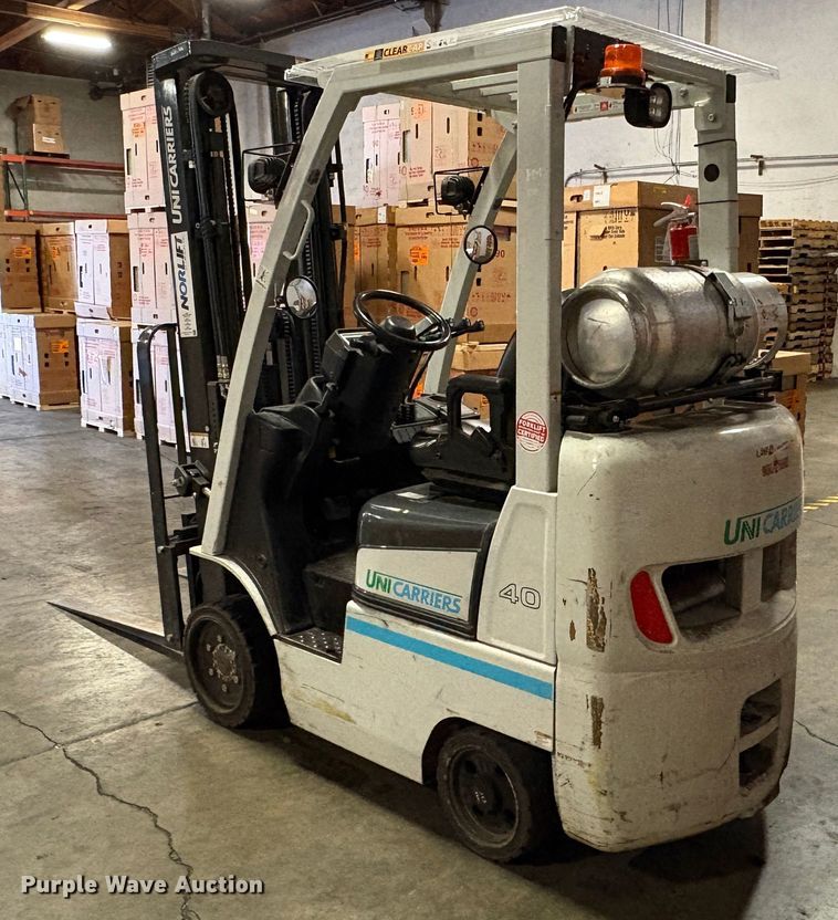 image for item EU8577 2017 UniCarriers CFS40 forklift