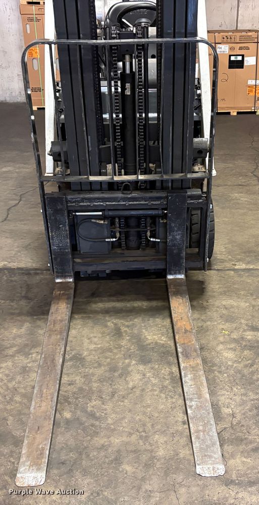 image for item EU8577 2017 UniCarriers CFS40 forklift