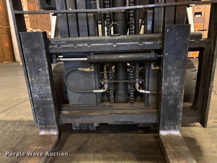 image for item EU8577 2017 UniCarriers CFS40 forklift